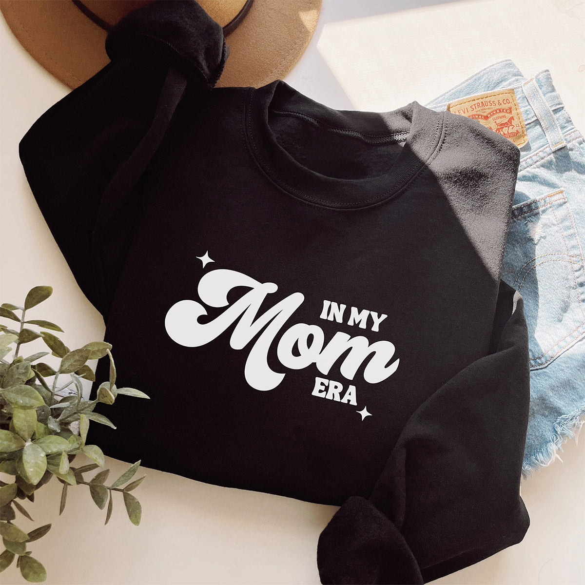 Geschenk Mama: Sweater/ Pullover "IN MY MOM ERA" (schwarz)
