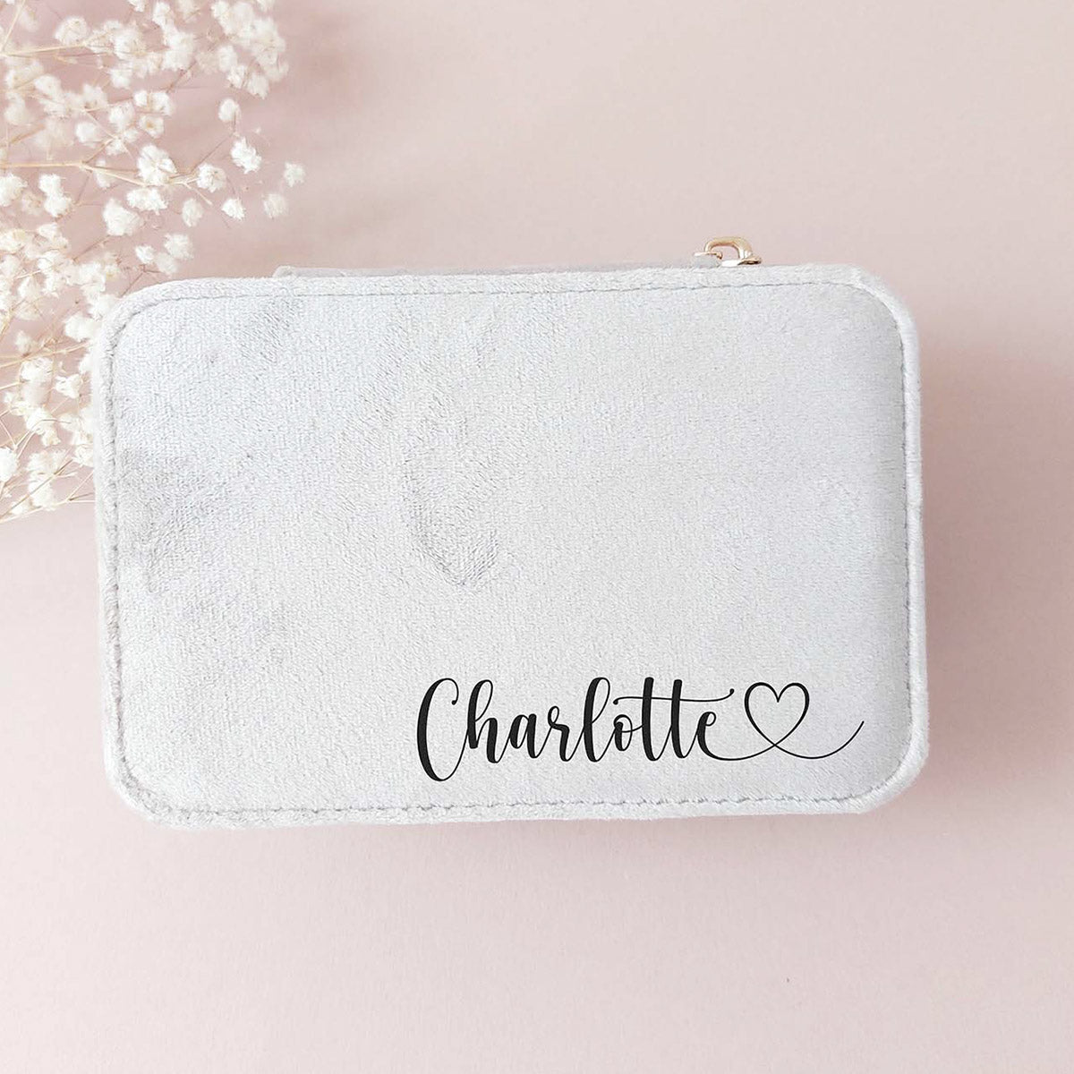 Geschenk für die Braut: Schmuckbox (personalisiert), aus Samt in Creme