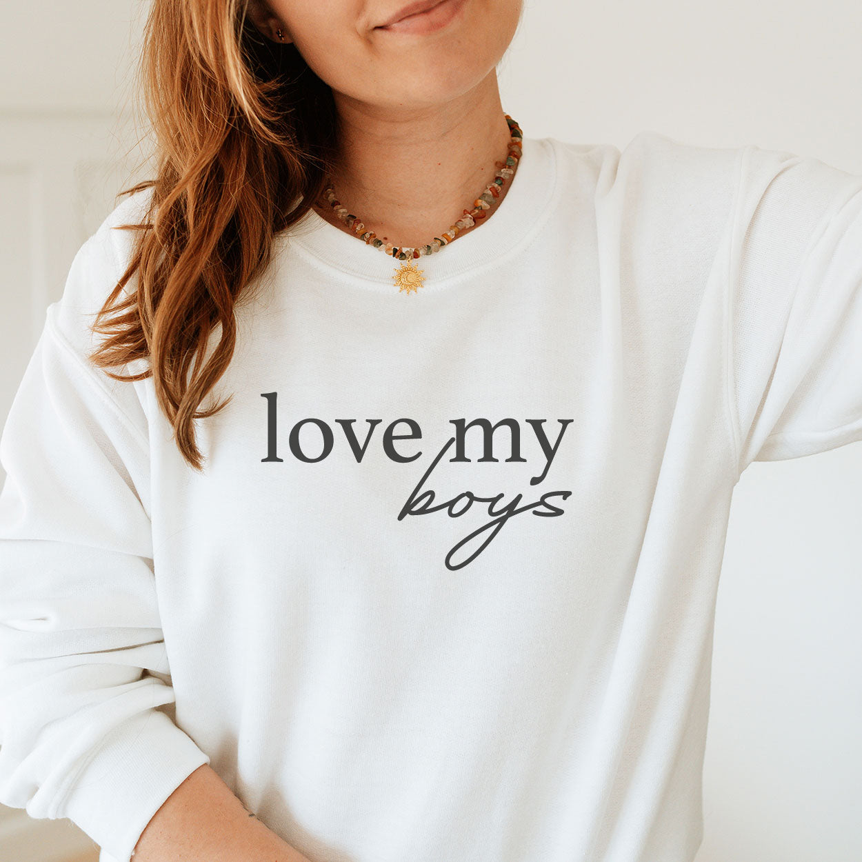 Mama-Pullover "love my boys" (weiß) als Geschenk für die Mama von Jungen