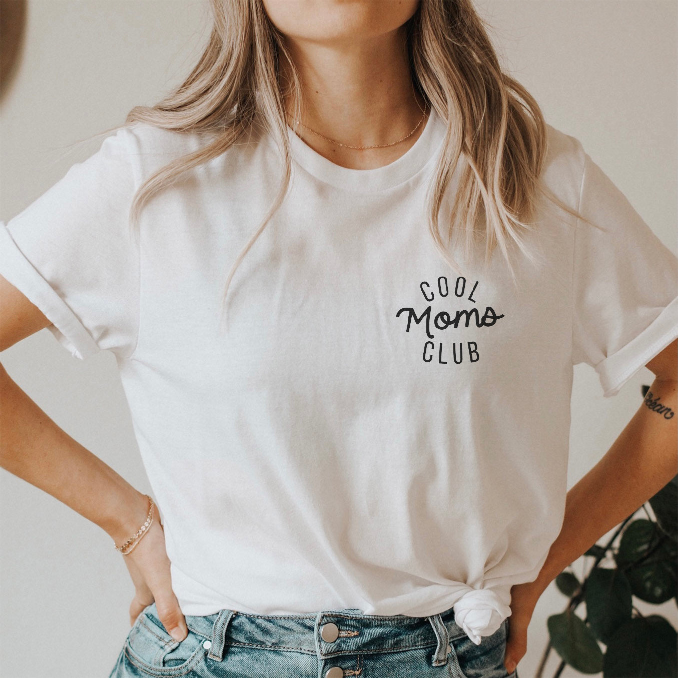 Mama T-Shirt "Cool Moms Club" (Design by nillie