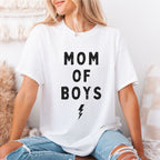 Mama T-Shirt (weiß) "MOM OF BOYS ↯", #Geschenk Jungsmama