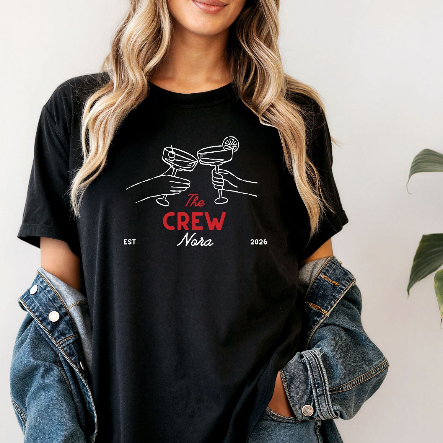 JGA T-Shirt "The Crew" für den Junggesellinnenabschied (personalisiert mit Name & Jahr)