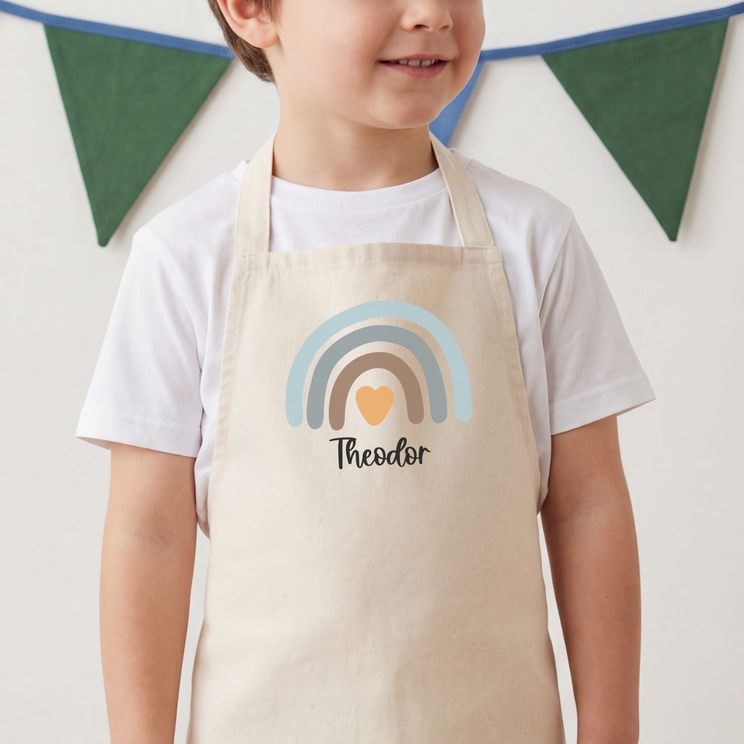 Kinderschürze (personalisierbar) mit Regenbogen für Jungen