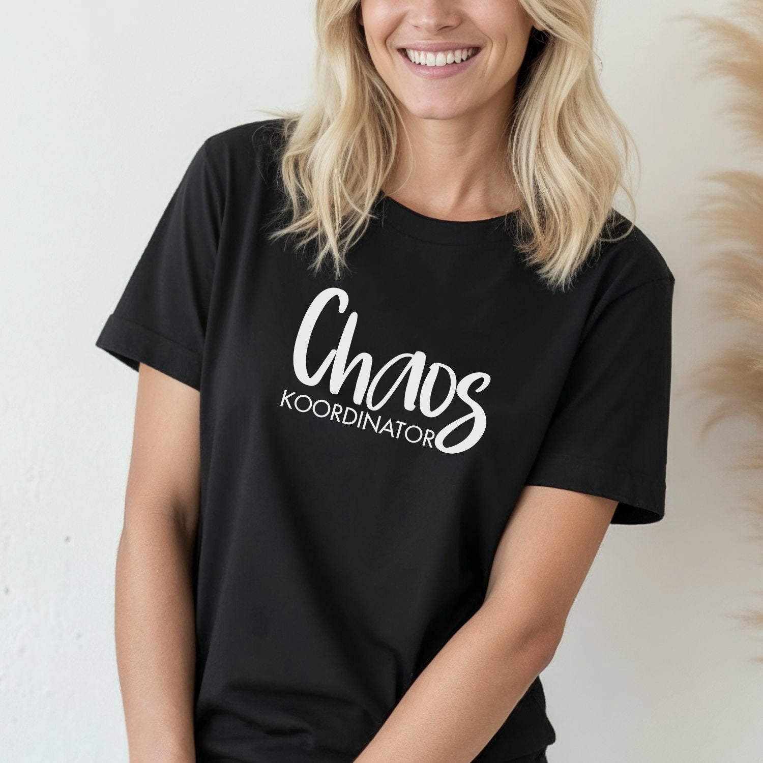 Mama T-Shirt (schwarz) "Chaos Koordinator". #Geschenk Geburtstag
