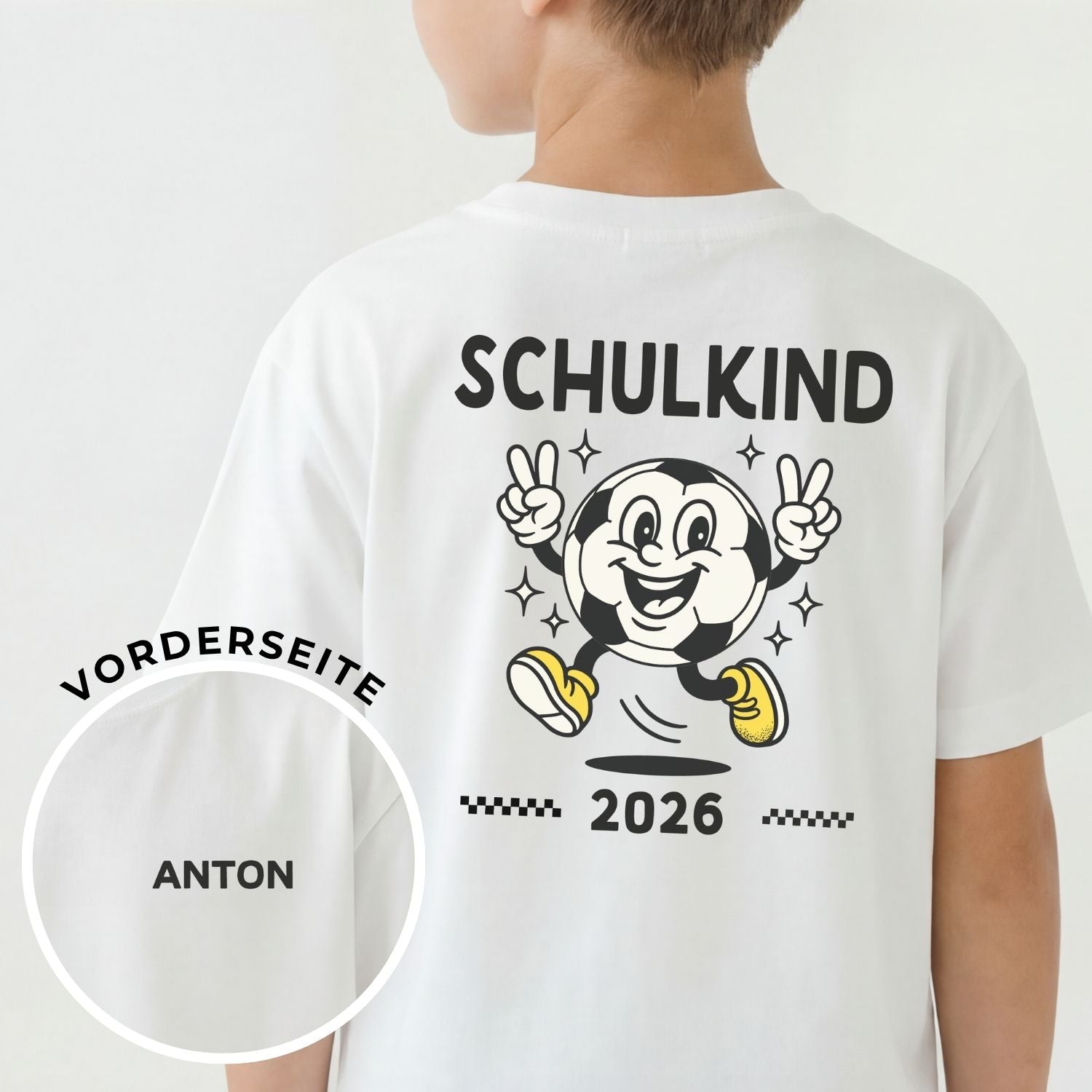 Schulkind T-Shirt (Junge) mit Name und Jahr (+ Fußball-Grafik im Comic-Style)