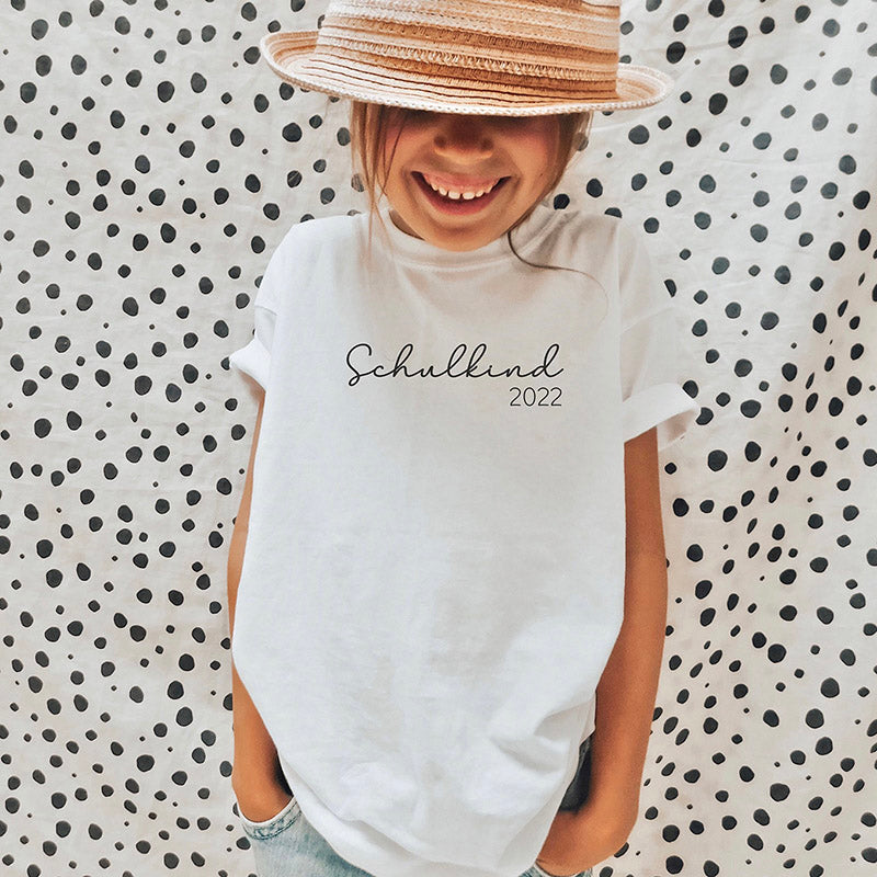 „Schulkind“ T-Shirt, personalisiert mit dem Jahr der Einschulung