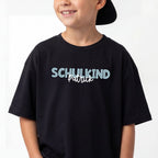 Kinder T-Shirt (schwarz) mit „SCHULKIND“ Aufdruck und Name #Junge