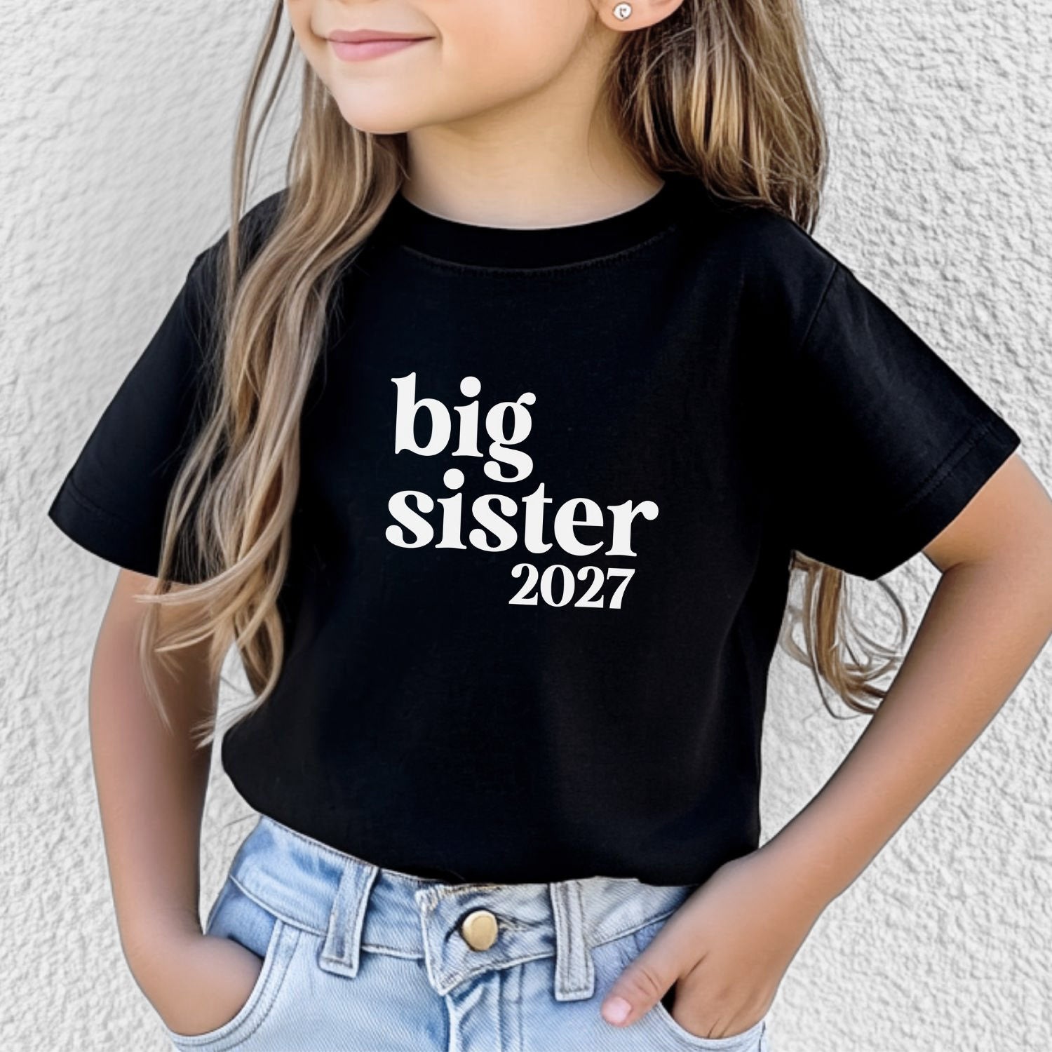 T-Shirt für die große Schwester mit „big sister“ und Geburtsjahr des Geschwisterchens