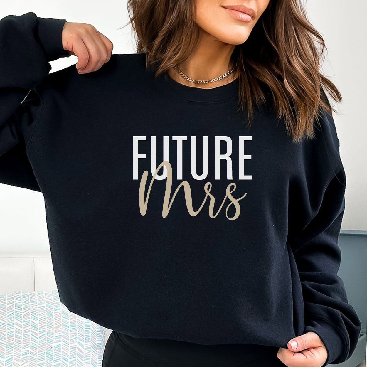 Braut-Sweater "FUTURE Mrs" (schwarz) für den JGA der Braut