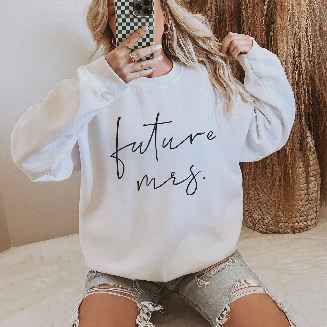 Geschenk Braut: Sweater (weiß) "future mrs."