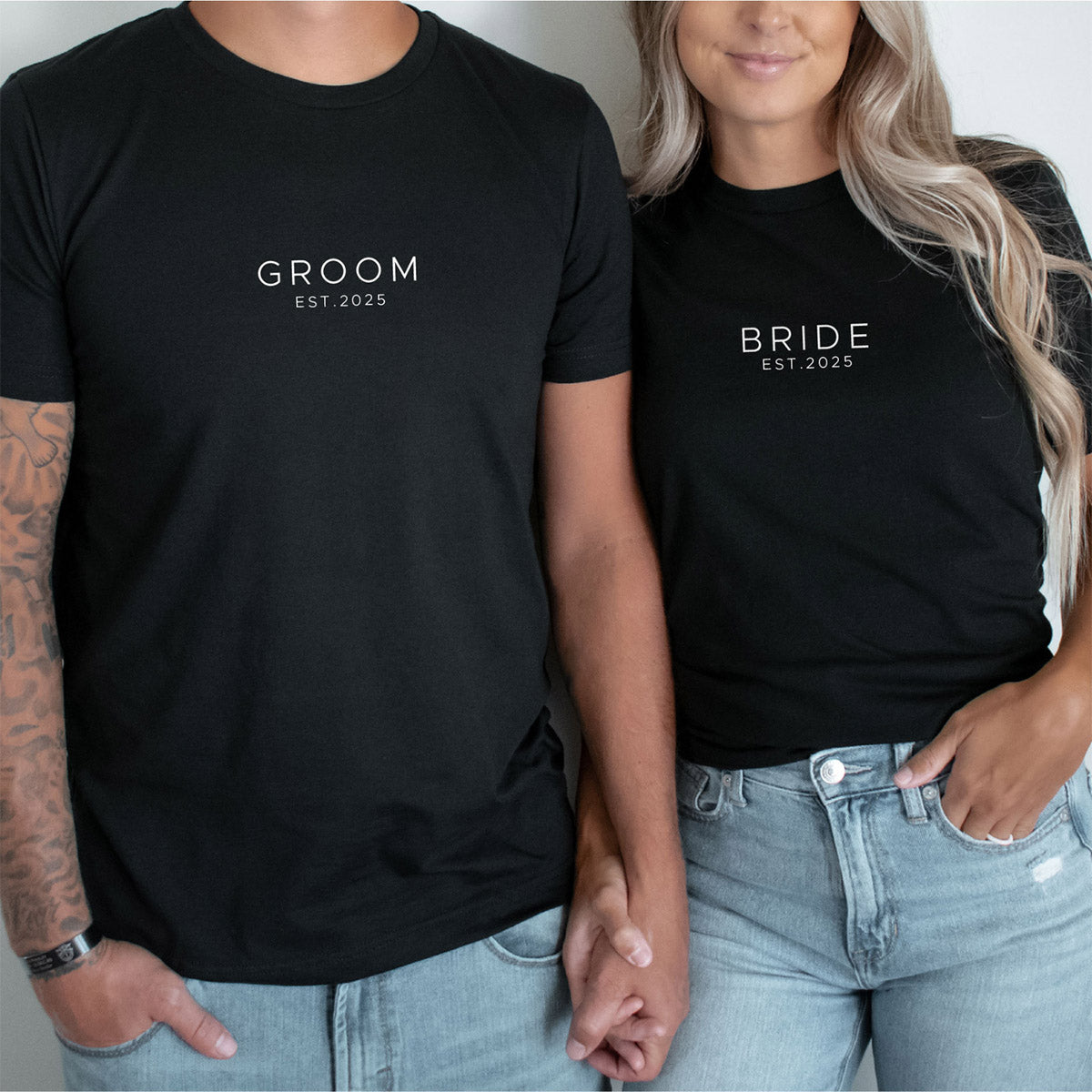 T-Shirts für das Brautpaar zum Polterabend (mit BRIDE bzw. GROOM-Aufdruck + Jahresangabe)