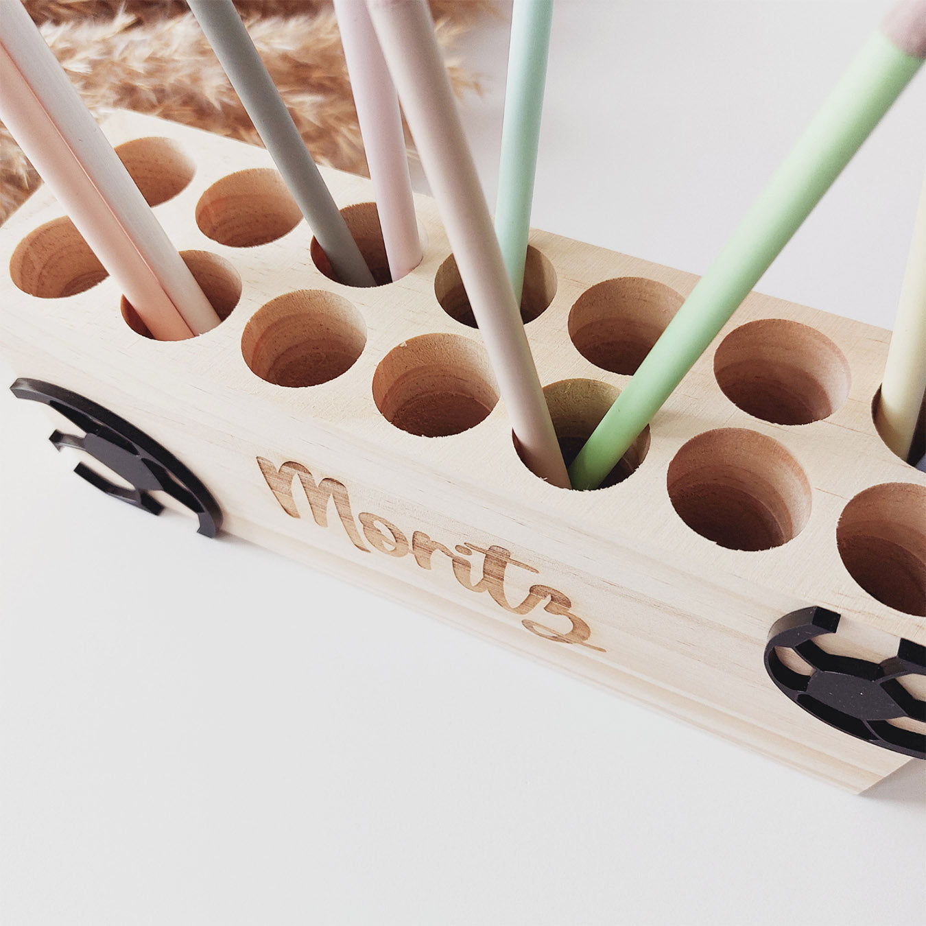 Geschenk Einschulung: Stiftebox aus Holz (personalisiert) zum Thema "Fußball"