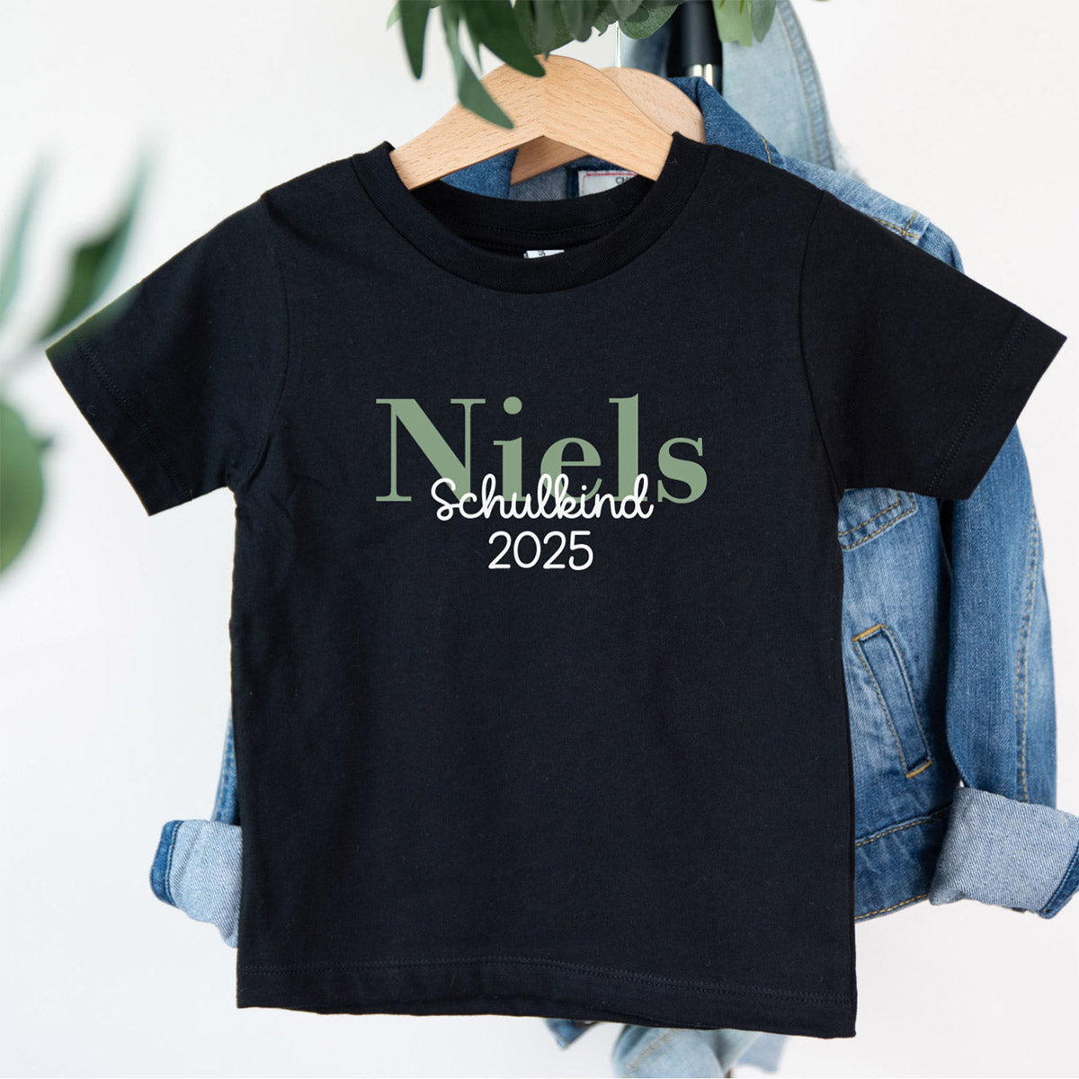Personalisiertes Schulkind-Shirt (schwarz) für die Einschulung