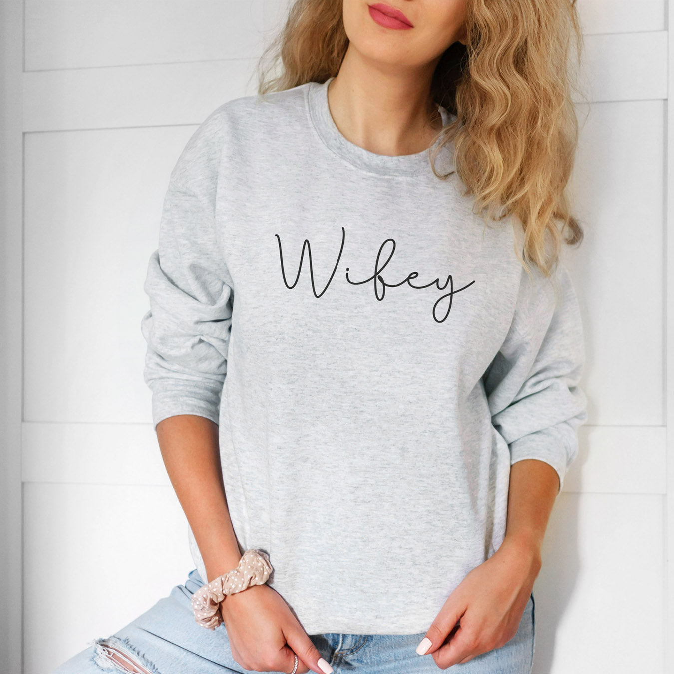Braut-Sweater "Wifey" (grau-meliert), Geschenk für die Braut zur Hochzeit