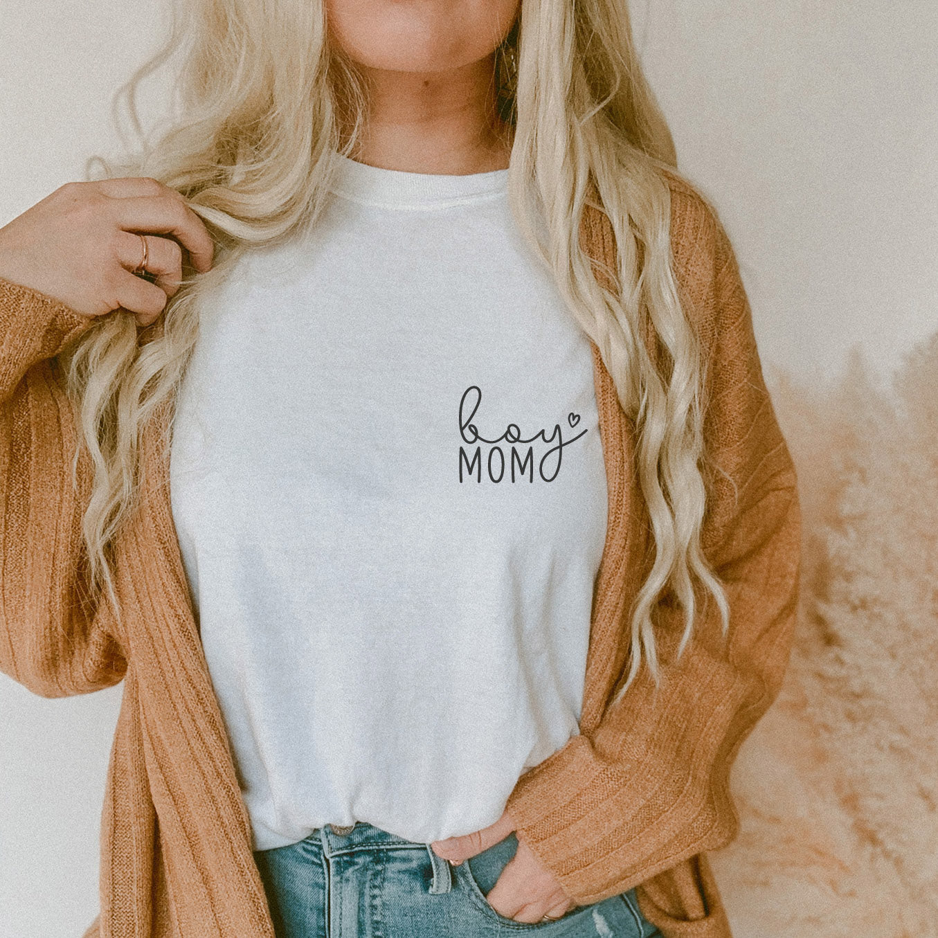 Mama T-Shirt "Boy Mom" als Geschenk zum Muttertag