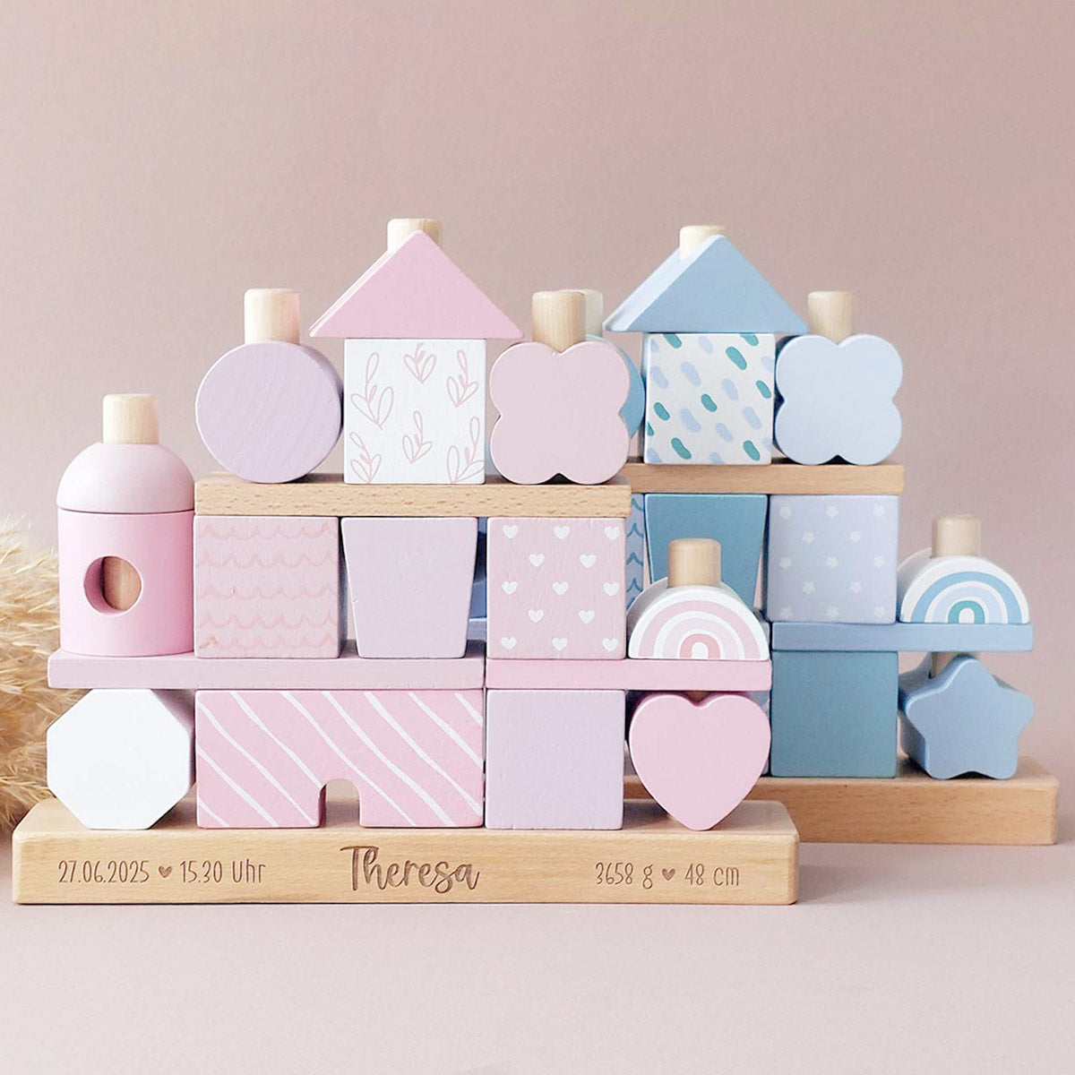 Geschenk Taufe, Geburt, 1. Geburtstag: Stapelhaus aus Holz (personalisiert)