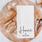 Personalisiertes Geschirrtuch "Home" mit Namen - Geschenkidee zum Einzug
