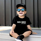 Geschwister T-Shirt für den großen Bruder (personalisiert mit Name + Geburtsjahr Geschwisterchen)