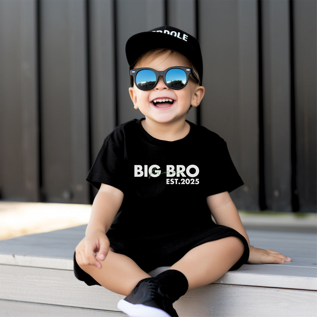 Geschwister T-Shirt für den großen Bruder (personalisiert mit Name + Geburtsjahr Geschwisterchen)
