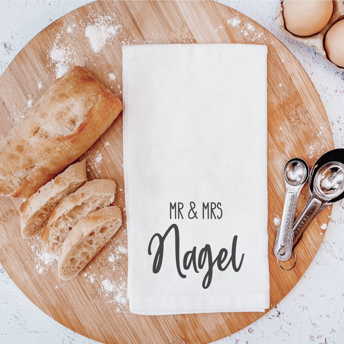 Geschenkidee Geldgeschenk zur Hochzeit: Geld + personalisiertes Geschirrtuch