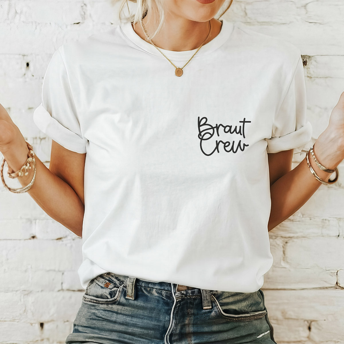 JGA-Shirt mit "Braut Crew" Brustaufdruck in Wunschfarbe 