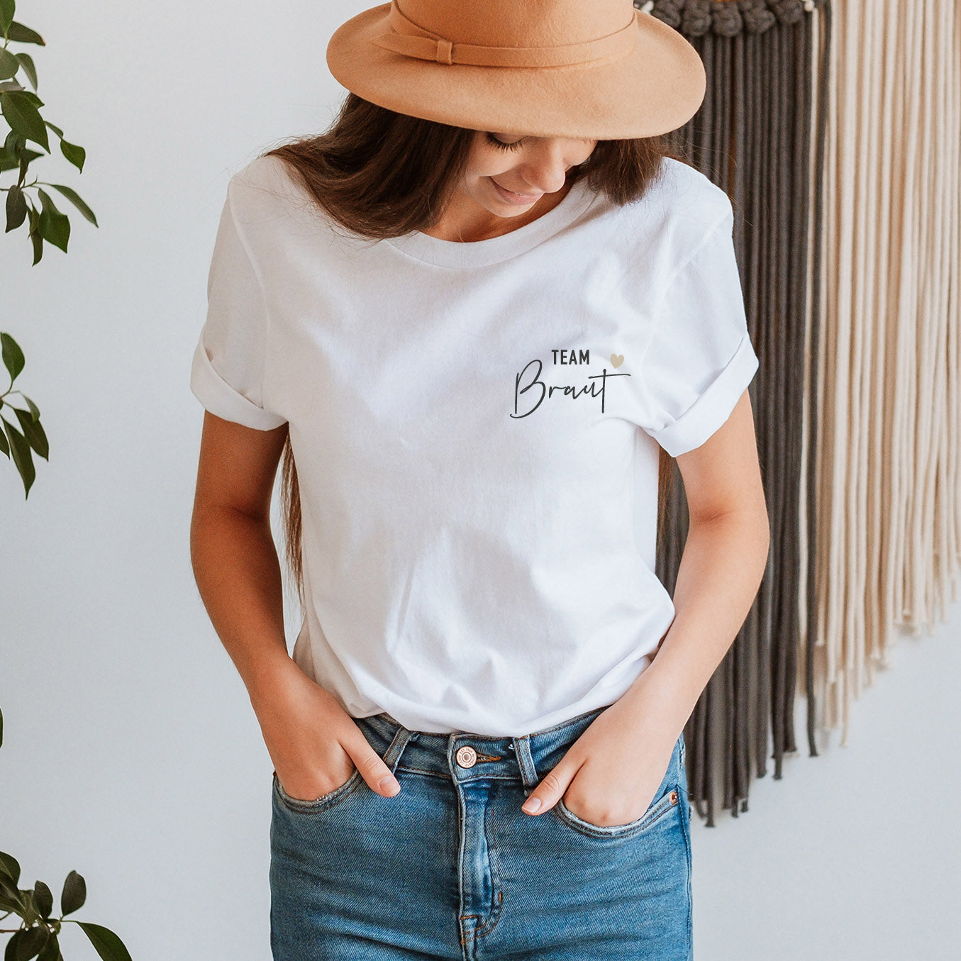 weißes JGA T-Shirt "Team Braut ♥"