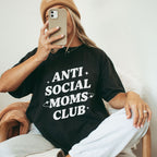 Geschenk Mama: T-Shirt "ANTI SOCIAL MOMS CLUB" (schwarz)