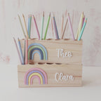 Geschenk zur Einschulung: Stiftehalter mit Regenbogen (personalisiert mit Name)