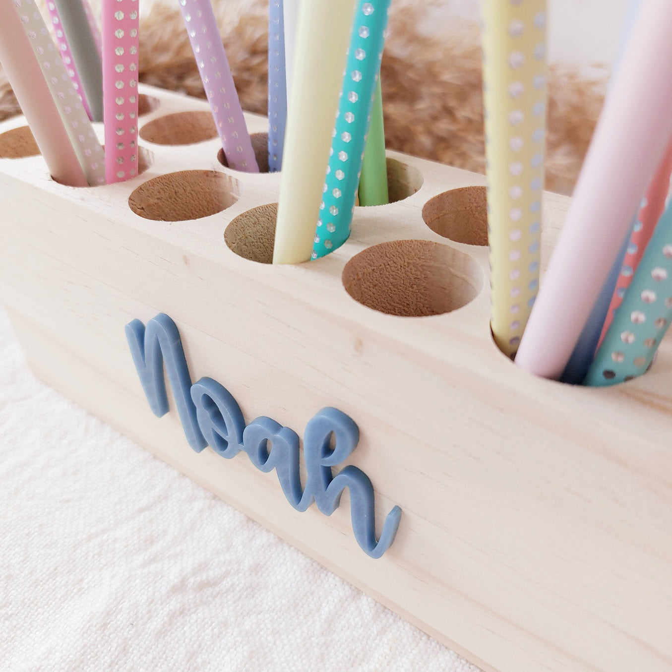 Detailansicht: Personalisierung mit Name (Stiftebox für Kinder)