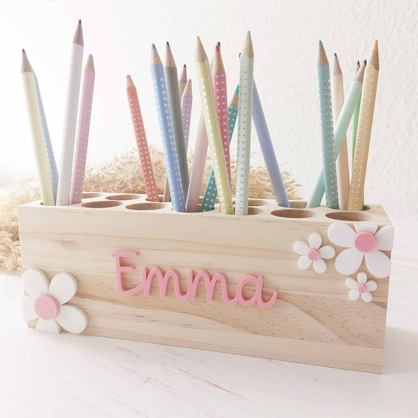 Geschenk für Mädchen: Stiftebox (personalisiert mit Name) mit rosa Blumen
